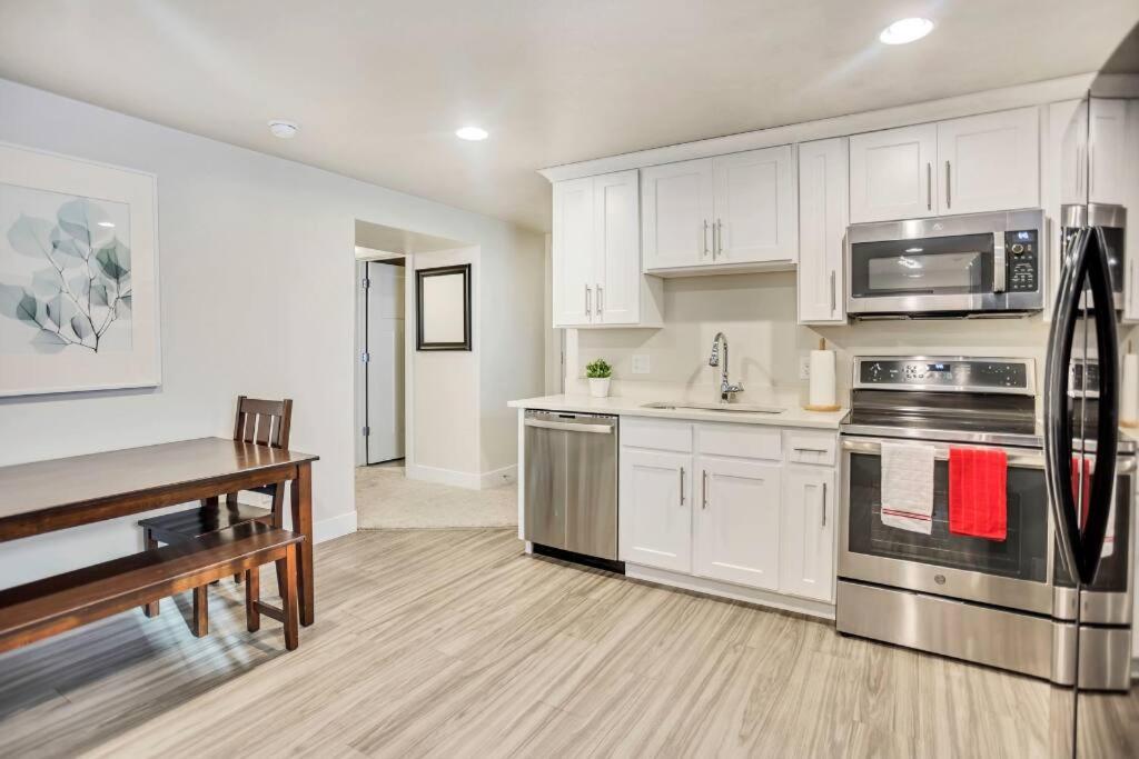 New Furnished 2Bd Apt! Great For Long Stays Vineyard 외부 사진