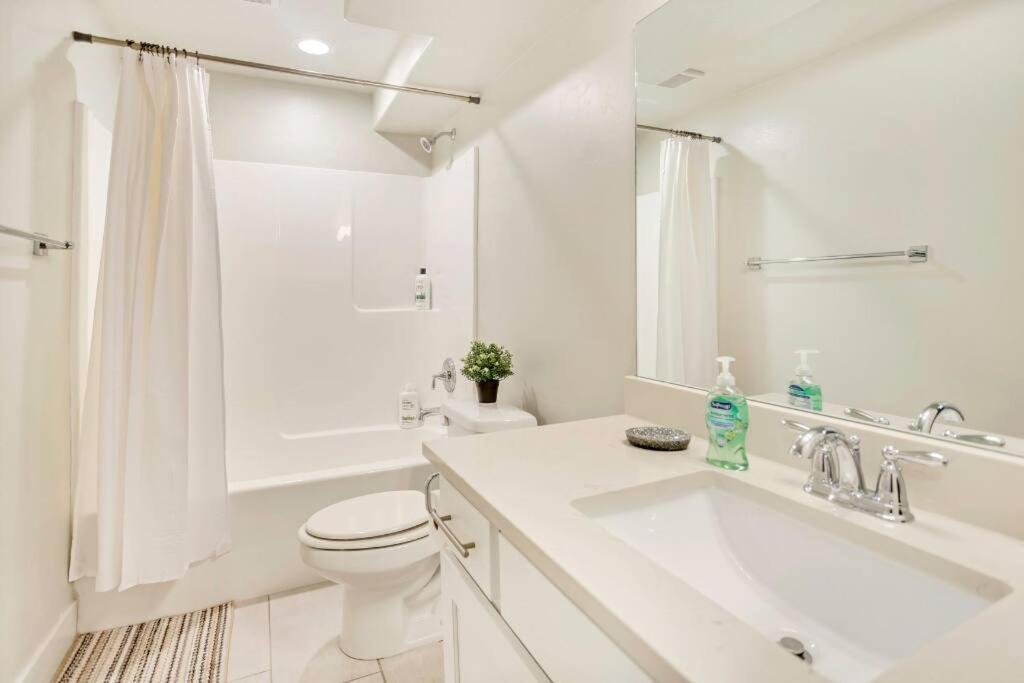 New Furnished 2Bd Apt! Great For Long Stays Vineyard 외부 사진